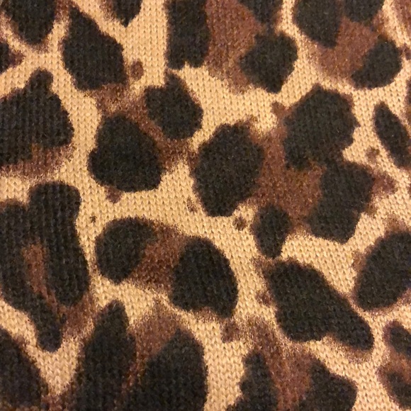 NWOT JCrew Cheetah Scarf - Picture 6 of 8